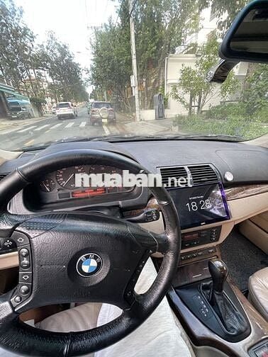 BMW X5 2004 - 12345 km