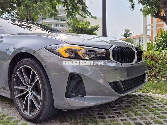 BMW 320i Sportline Model 2025 - 11000 km