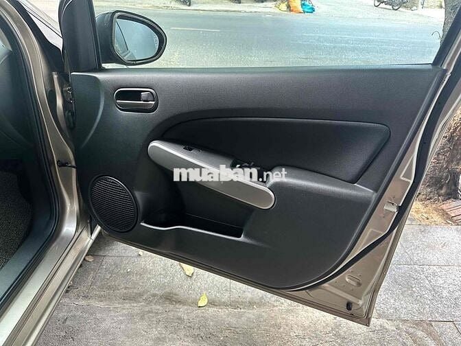 Mazda 2 2015 S - 41000 km