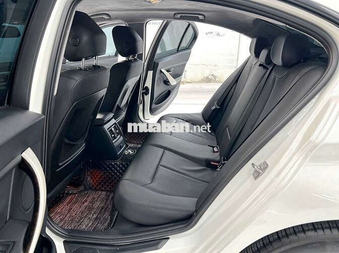 BMW 320i sản xuẩst 2013- odo 78000 km