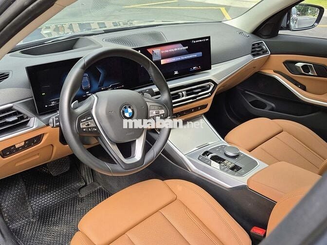 BMW 320i Sportline Model 2025 - 11000 km
