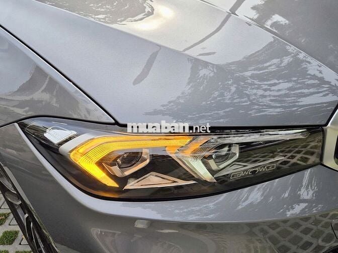 BMW 320i Sportline Model 2025 - 11000 km