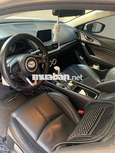 Mazda 3 2018 1.5 AT - 52850 km