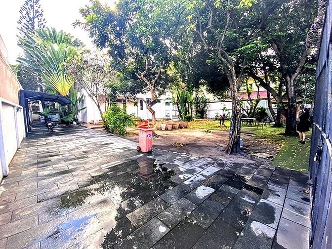 Biệt thự sân vườn lớn có hồ bơi hẻm Trần Não, TP. Thủ Đức, 825m2 đất