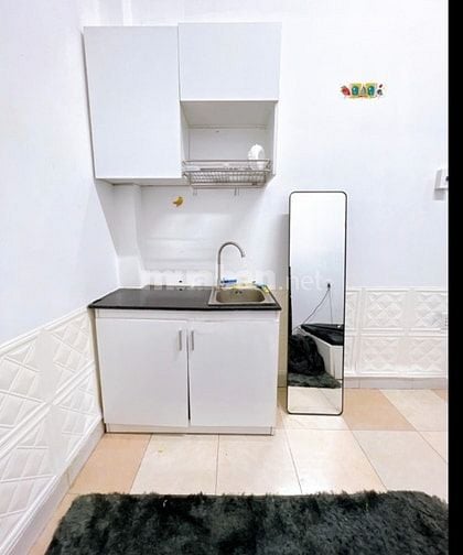 Bán nhà hẻm 3m thông 212B/.Nguyễn Trãi Q1 dt 4,2x9m 4 tầng chỉ 8,9 tỷ.