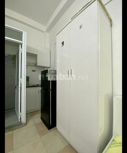 Bán nhà hẻm 3m thông 212B/.Nguyễn Trãi Q1 dt 4,2x9m 4 tầng chỉ 8,9 tỷ.