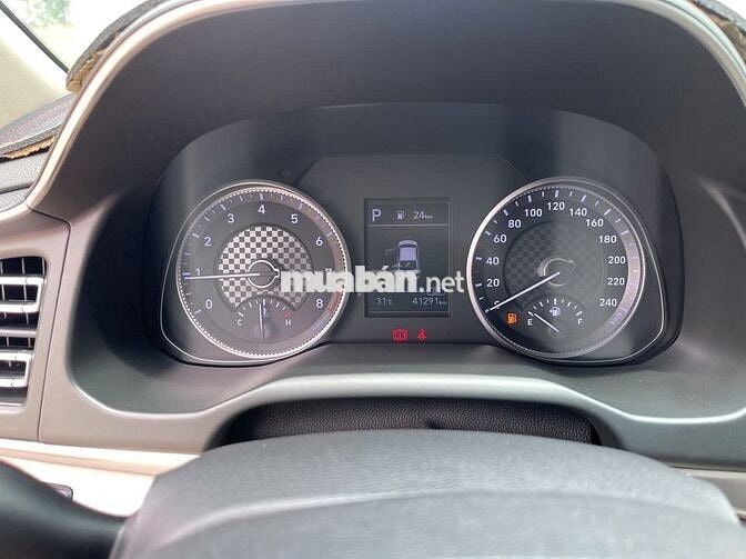 Hyundai Elantra 2021 1.6 AT - 41000 km