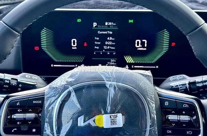Kia Carnival 2025 Luxury Chưa Bóc Seal- 7100km