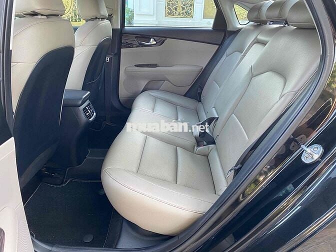 Kia Cerato 2019 1.6 AT Luxury - 69000 km