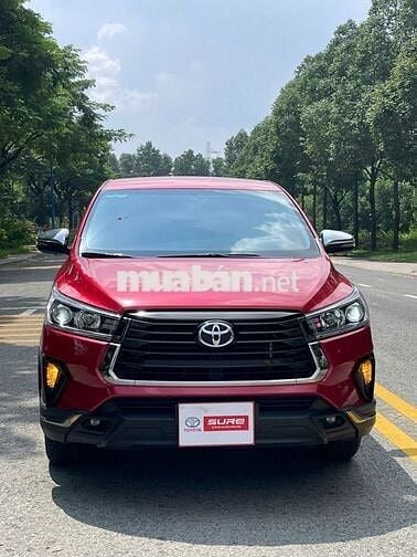 Toyota Innova 2022 Venturer 2.0 AT - 25000 km