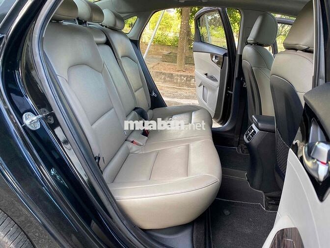 Kia Cerato 2019 1.6 AT Luxury - 69000 km