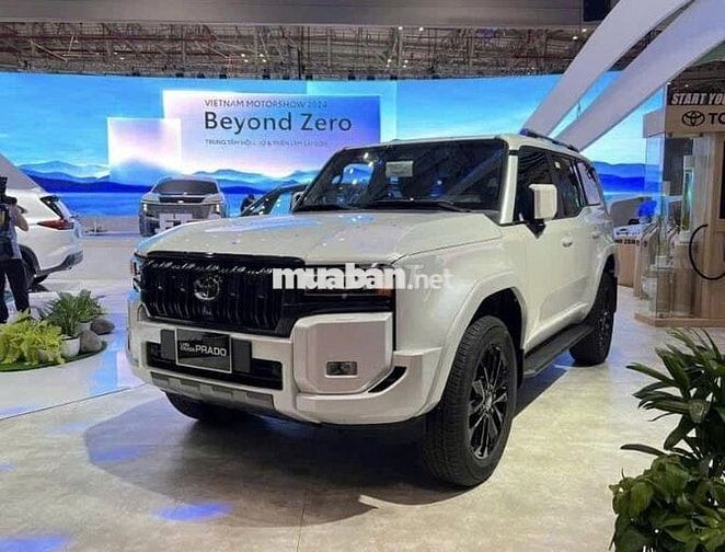 Toyota Land Cruiser Prado 2025 giao xe sớm nhất