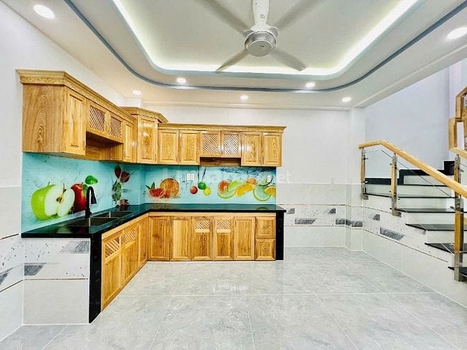 NHÀ MỚI XÂY mặt tiền đường nhựa 6m Rất đẹp. Xem là thích ngay