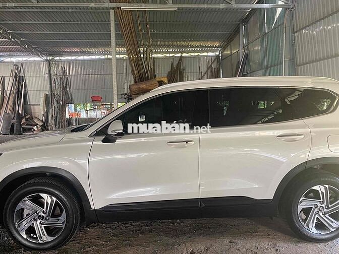 Hyundai Santa Fe 2023 Tiêu chuẩn 2.5L - 25000 km