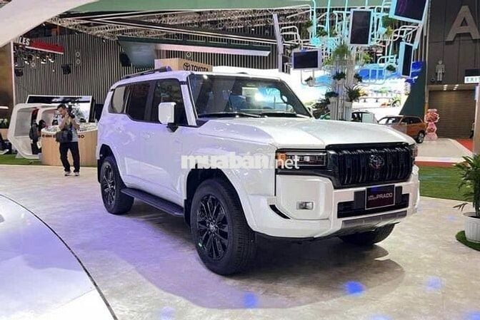 Toyota Land Cruiser Prado 2025 giao xe sớm nhất
