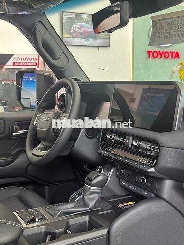 Toyota Land Cruiser Prado 2025 giao xe sớm nhất