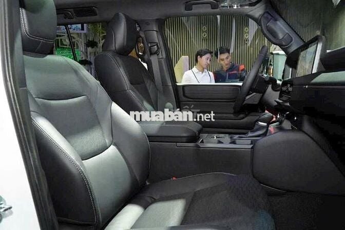 Toyota Land Cruiser Prado 2025 giao xe sớm nhất
