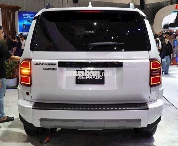 Toyota Land Cruiser Prado 2025 giao xe sớm nhất
