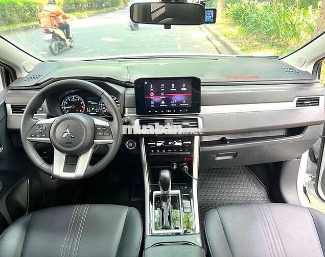 Mitsubishi Xpander 2025 Premium 1.5 AT - 6600 km