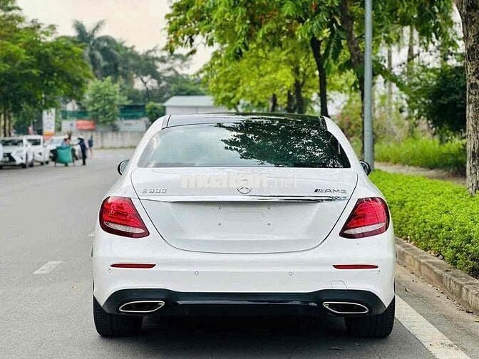Mercedes Benz E Class 2020 E300 AMG - 36000 km