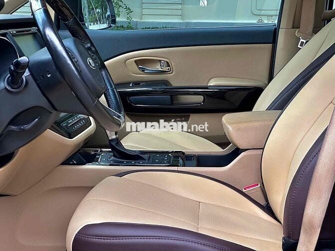 Kia Sedona 2018 3.3L GAT - 61000 km