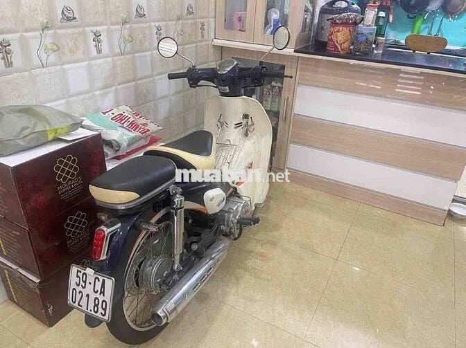 Cần bán xe Cub 50cc còn đẹp (Giá cả thương lượng)