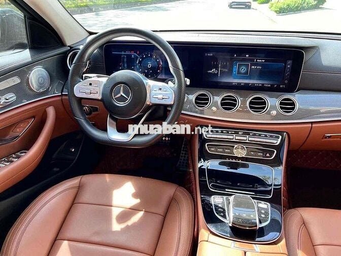 Mercedes Benz E Class 2020 E300 AMG - 36000 km