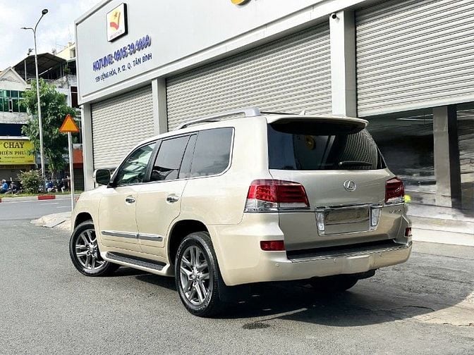 🆕 Lexus Lx570  ( Full options ) Sản xuất 2012 đklđ 2014 ( 1 đời chủ )