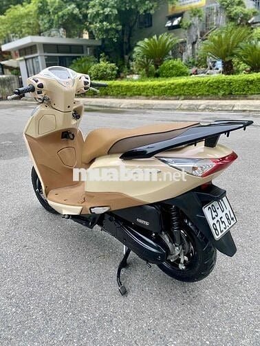 Lead 125 năm 2014 - 16tr5