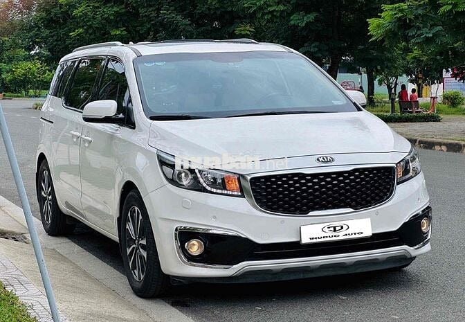 Kia Sedona 2018 3.3L GAT - 61000 km