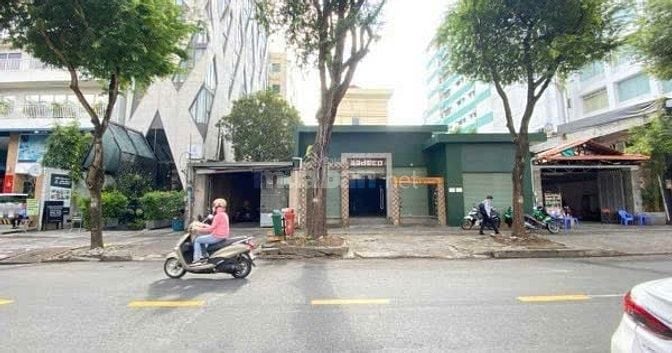 Bán đất biệt thự mặt đường Nguyễn Văn Thủ Quận 1 (1000m2) 950 tỷ