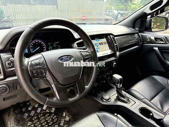 Ford Everest 2018 Titanium 2.0L 4x4 AT - 90000 km