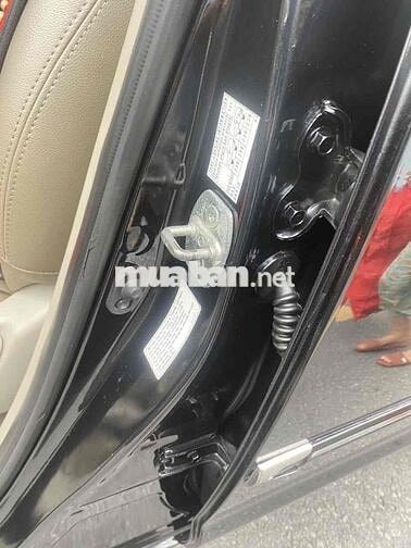 Toyota Innova 2011 V - 122 km