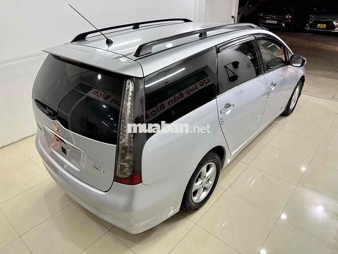 Mitsubishi Grandis 2005 2.4 AT - 99000 km