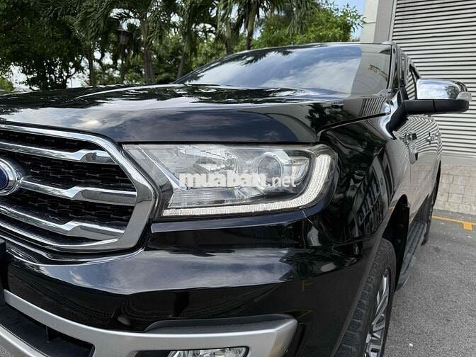 Ford Everest 2018 Titanium 2.0L 4x4 AT - 90000 km
