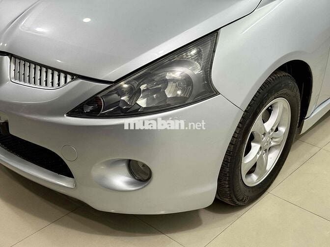 Mitsubishi Grandis 2005 2.4 AT - 99000 km