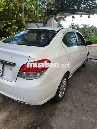 Cần bán xe mitsubishi attrage 2019
