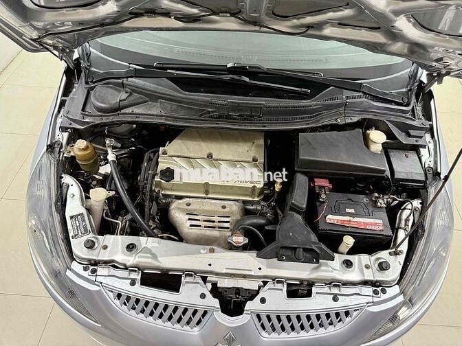 Mitsubishi Grandis 2005 2.4 AT - 99000 km