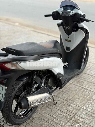Sh Ý 150 Trắng Sporty Máy Êm Nhẹ