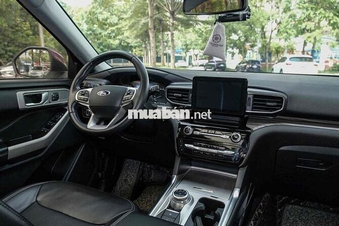 Ford Explorer Ecoboot 2022 nhập Mỹ có hoá đơn