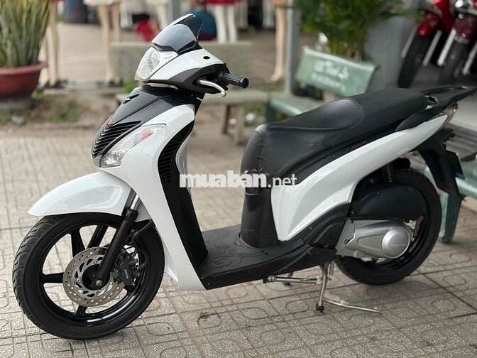 Sh Ý 150 Trắng Sporty Máy Êm Nhẹ