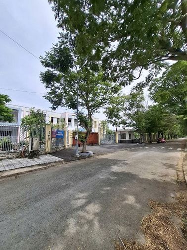 Bán đất đường D7 phường Trường Thạnh Quận 9 giá 12 tỷ
