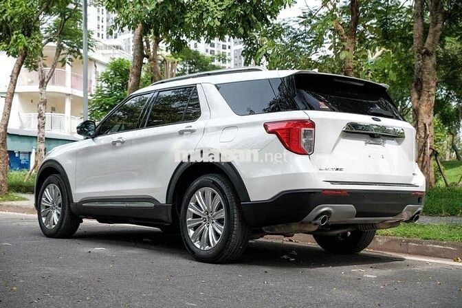 Ford Explorer Ecoboot 2022 nhập Mỹ có hoá đơn