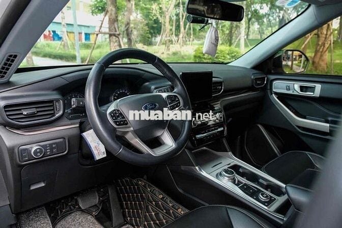 Ford Explorer Ecoboot 2022 nhập Mỹ có hoá đơn