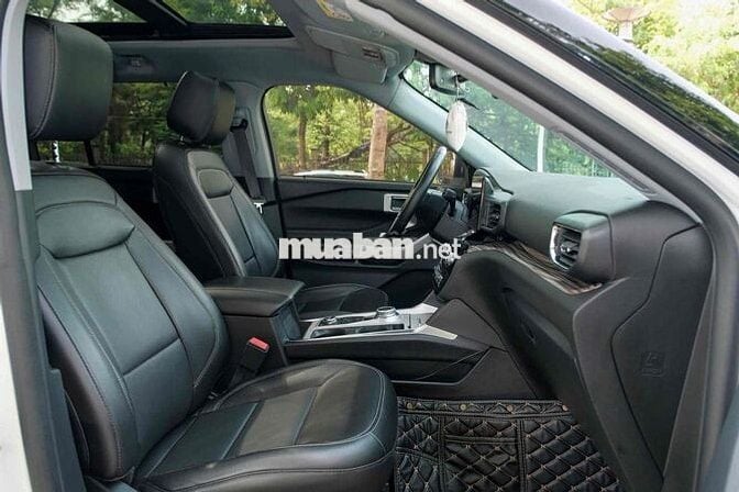 Ford Explorer Ecoboot 2022 nhập Mỹ có hoá đơn