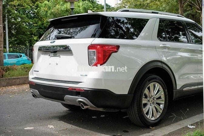 Ford Explorer Ecoboot 2022 nhập Mỹ có hoá đơn