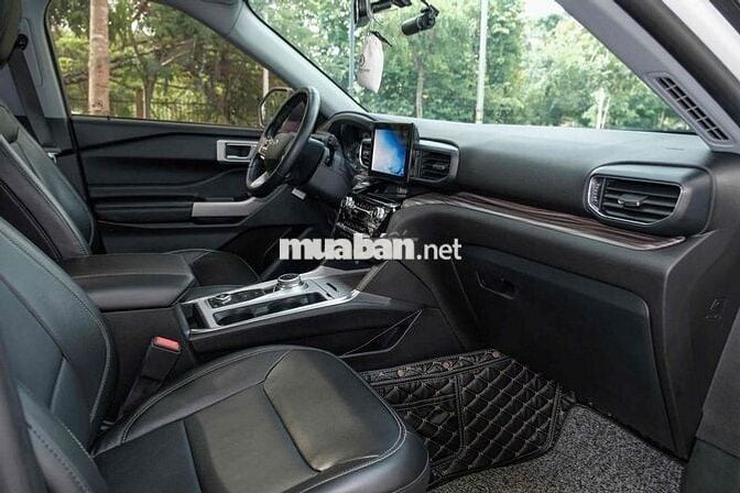 Ford Explorer Ecoboot 2022 nhập Mỹ có hoá đơn