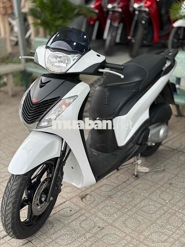 Sh Ý 150 Trắng Sporty Máy Êm Nhẹ