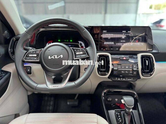 Kia Sonet 2024 Premium 1.5 AT - 16900 km
