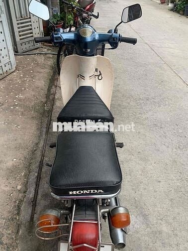cần xe CUB 50/cc đời mới có đề danh cho học sinh
